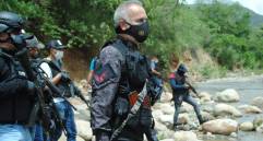 Freddy Bernal en operativos realizados en zona de frontera. FOTO TOMADA DE TWITTER @freddybernal