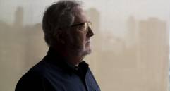 El escritor relata su cotidianidad, a veces con más frecuencia, otras menos. Ahí están momentos importantes, sus angustias, sus dificultades, su incapacidad de escribir, sus amores, sus libros. FOTO esteban vanegas