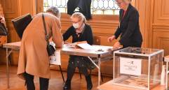 En la primera vuelta de las elecciones en Francia primó el abstencionismo. Mientras que en las primarias de Estados Unidos hay estados que han aplazado las votaciones por las medidas de aislamiento dictadas por sus gobernadores. FOTO Getty