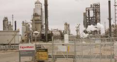 ExxonMobil registró una pérdida neta de 1.100 millones de dólares y Chevron de 8.300 millones de dólares Getty Images