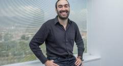 Fernando Heincke cree que los jóvenes deben aprender a pensar más que a recibir instrucciones.