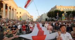 Países de la UE pidieron recuento independiente de las elecciones entre Lukashenko y Svetlana Tijanóvskaya. FOTO efe