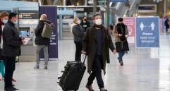 El Gobierno de Países Bajos ha decidido este domingo prohibir el tráfico aéreo de pasajeros con el Reino Unido de forma inmediata. FOTO AFP