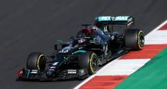 Lewis Hamilton este sábado durante las clasificatorias del Gran Premio de Portugal. Foto AFP