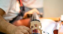 El Festival de Música de Cartagena le abrió espacio al arte de la lutería. FOTO Cortesía