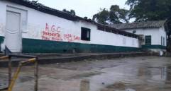 Así amanecieron pintadas las casas del corregimiento Providencia, en San Roque. FOTO: Cortesía