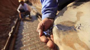 El mercurio recorre silencioso las venas de Antioquia. Por lo menos 100 toneladas de este metal ingresan a las más de 1.500 minas de oro que hay en Antioquia. FOTO MANUEL SALDARRIAGA