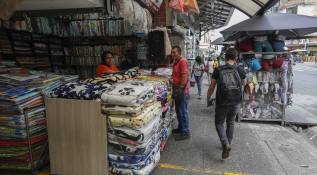 Coronavirus afecta el comercio del sector de El Hueco