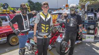Mad Max desfiló con furia en el camino
