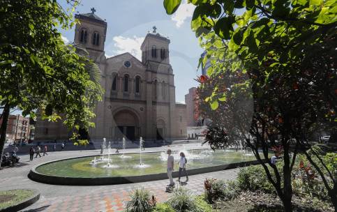 Parque Bolívar, un lugar lleno de vida y de historias