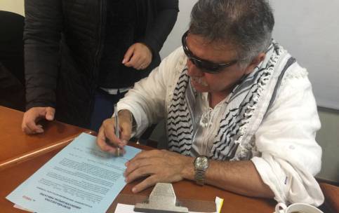 Santrich envía carta y asegura que lo quieren asesinar
