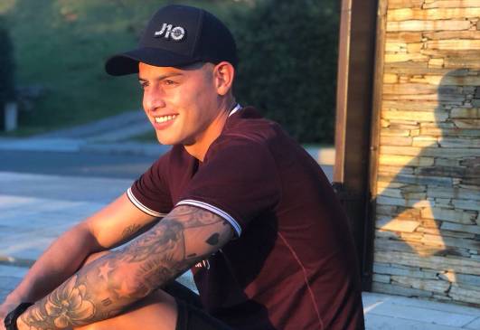 James Rodríguez cumple 27 años, el volante colombiano está en Medellín con su familia. FOTO TOMADA DE TWITTER
