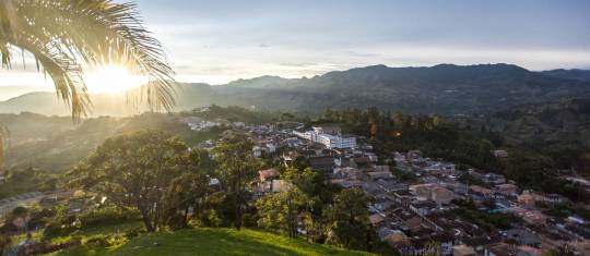 La posibilidad de que en Jericó, uno de los 17 pueblos patrimonio de Colombia, opere una mina de cobre y otros metales tiene divididos a los habitantes de ese municipio del Suroeste antioqueño. FOTO Camilo suárez