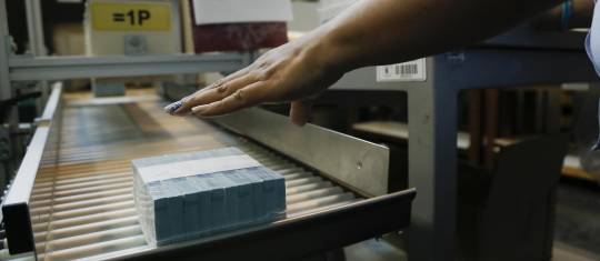 El ministro de Hacienda aseguró que el endeudamiento neto se acerca a 64 % del PIB. FOTO: Colprensa.