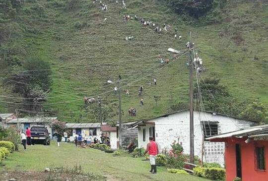 12 casas arrasadas y 50 evacuadas por avalancha en Puerto Venus