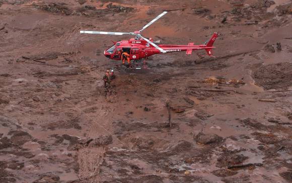 Rescatistas en Brumadinho. FOTO AFP