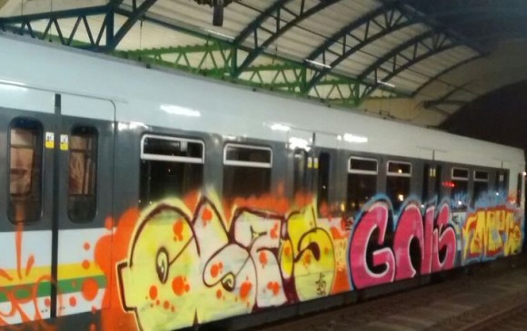 Foto: archivo. Así quedó un vagón del Metro que fue pintado el 6 de marzo de 2016.