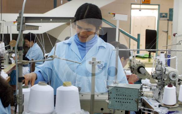 La brecha salarial por género en Colombia está entre 21 % y 23 %, según el director del Observatorio Laboral de la Universidad del Rosario, Iván Jaramillo. Foto Archivo El Colombiano