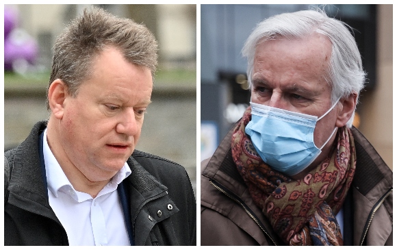 El jefe negociador británico, David Frost, y el negociador jefe de la UE, Michel Barnier. FOTOS AFP