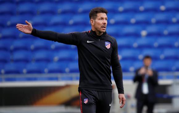 El TAS confirmó la sanción a Simeone y no podrá estar en el banquillo en la final de la Liga Europa ante el Olympique de Marsella en Lyon. FOTO REUTERS