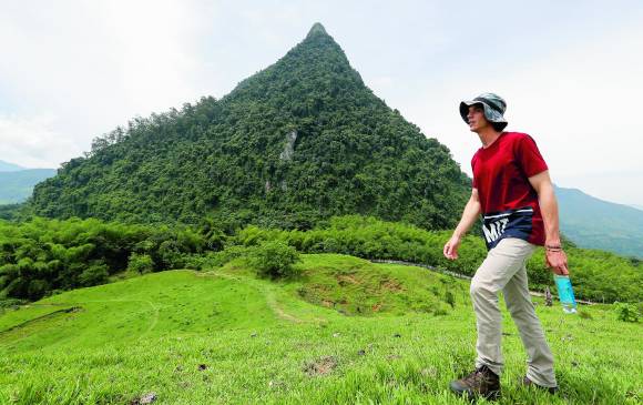 Cerro tusa en el Municipio de Venecia declarado Parque natural y arqueológico de Colombia. Foto: Manuel Saldarriaga Quintero Cerro tusa en el Municipio de Venecia declarado Parque natural y arqueológico de Colombia. Foto: Manuel Saldarriaga Quintero
