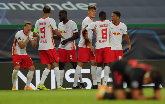 La celebración del Leipzig, que dejó por fuera al Atlético de Madrid. FOTO AFP