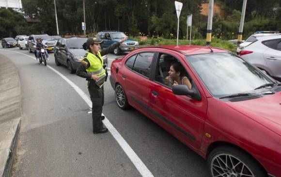 Algunas de las carreteras que presentaron alta afluencia vehicular fue la Autopista Medellín-Bogotá (foto). FOTO manuel saldarriaga