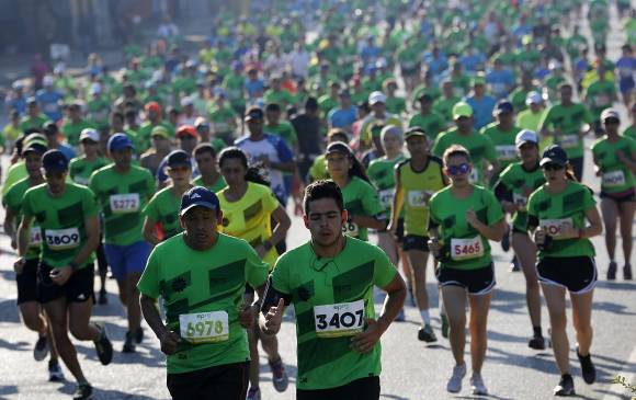 La Maratón de las Flores se correrá este domingo por las calles de Medellín. FOTO Henry Agudelo Cano