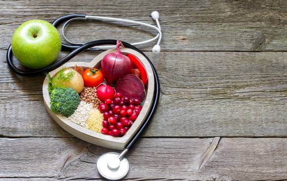 Para cuidarse es importante pensar en lo que come. Es lo que creen Jorge y Santiago Rojas (arriba). FOTO shutterstock