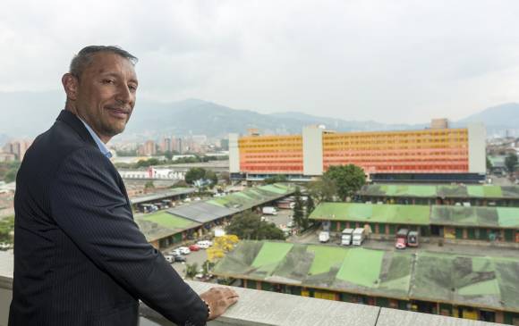 Juan Orlando Toro Escobar, gerente de la Central Mayorista de Antioquia, explicó que este año la prioridad será poner en operación el bloque Naranja (al fondo en la imagen). FOTO Camilo Suárez