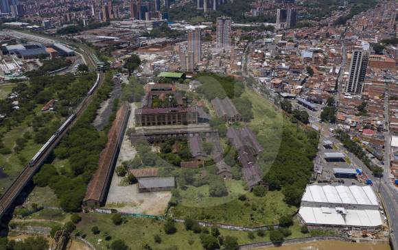 Las estaciones del ferrocarril y sus edificios conexos son patrimonio de la Nación, por lo que deberán tratarse bajo un Plan Especial de Manejo y Patrimonio. FOTO Manuel Saldarriaga