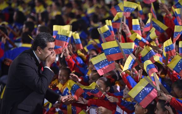 Maduro juró como presidente el jueves con escaso apoyo internacional. FOTO AFP