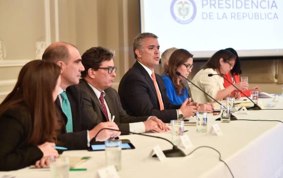 El presidente Iván Duque encabezó una reunión en la que se anunció el plan para mejorar el servicio de energía en el Caribe. Foto: Cortesía Presidencia.