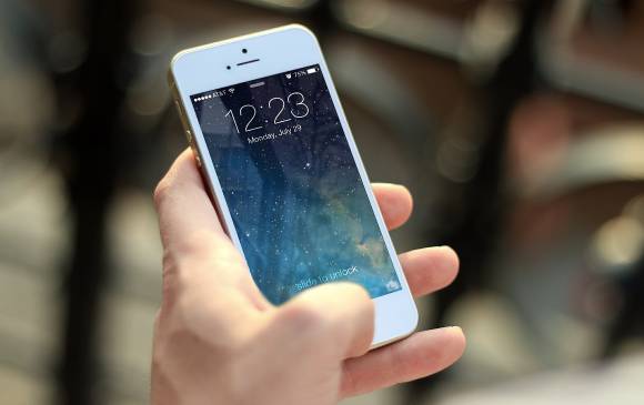 Huawei y Apple se proyectan como dos de las marcas que venderán más celulares en 2019, según el portal Digitimes. FOTO: Pixabay