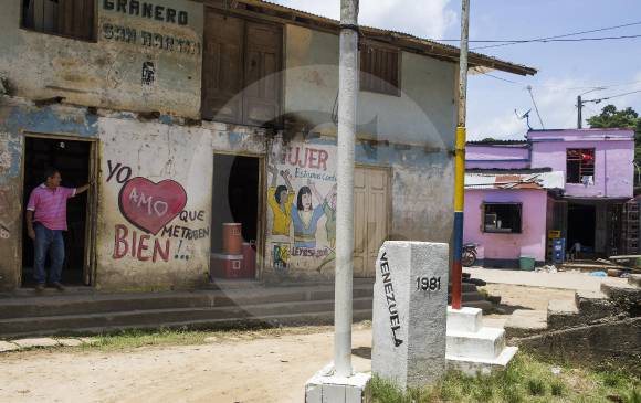 Arroz, harina de maíz precocida, pan y pastas, los principales alimentos que consumen los venezolanos. FOTO julio césar herrera