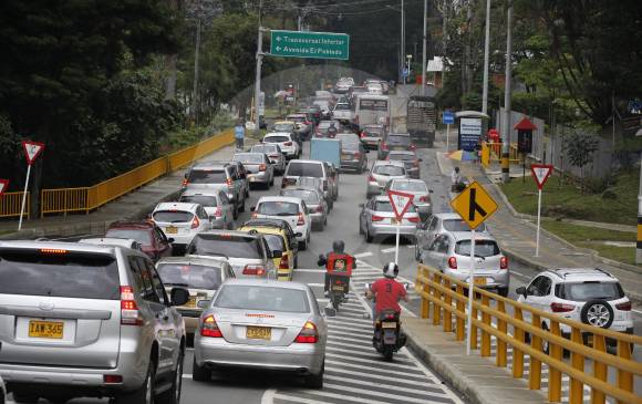 Mejores ingresos duplican los carros en las calles
