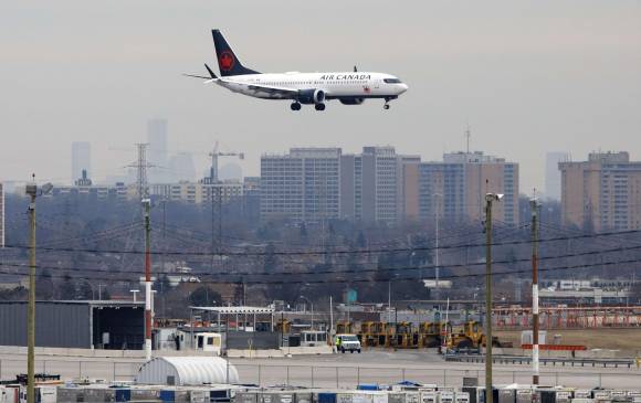 A la espera de los datos definitivos en la sesión del miércoles, Boeing habría perdido en tres días cerca de US$33.000 millones en Wall Street. Foto: Reuters.