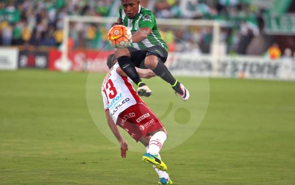 Farid Díaz en plena jugada del partido. FOTO Juan Antonio Sánchez