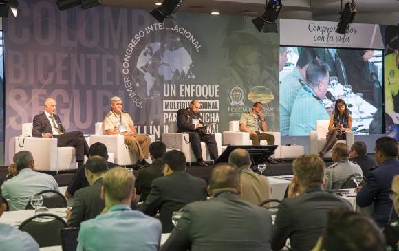 Representantes de 23 países, afectados por la producción y consumo de drogas, se dieron cita en Medellín para buscar nuevas estrategias en la lucha contra ese flagelo. FOTO Carlos Velásquez