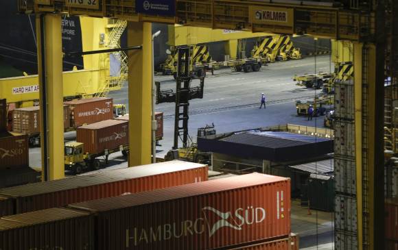 El fortalecimiento de redes con países cercanos, clave para el comercio exterior. FOTO: Colprensa.»