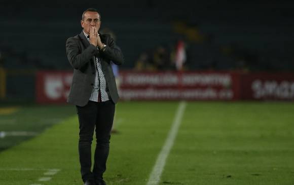 Sanguinetti no continuará como técnico de Santa fe