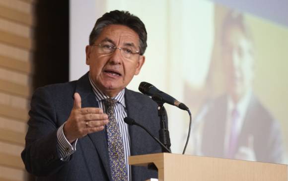 En Medellín se convocó a una marcha, este viernes, para pedir la renuncia del fiscal Néstor Humberto Martínez. Foto: Colprensa-Sergio Acero