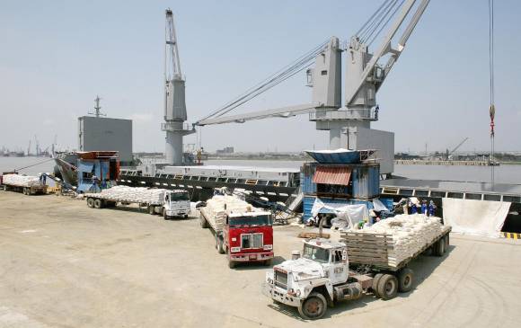 Solo durante el mes de marzo, se movilizaron 232.670 toneladas de carga por el río Magdalena. FOTO Colprensa