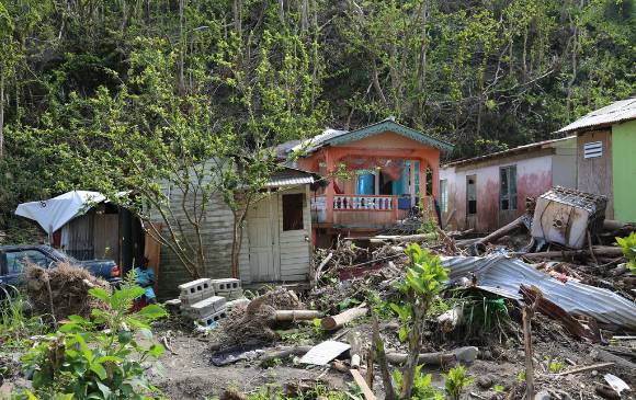 Dalos en Dominica por el huracán María, uno de los países más afectados por el clima. Foto DFID