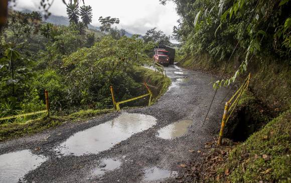 Parte de la carretera aún no es una trocha. Foto: Esteban Vanegas