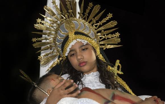 El Jueves Santico fue una de las procesiones más importantes. 300 niños participaron del evento. FOTOs juan antonio sánchez