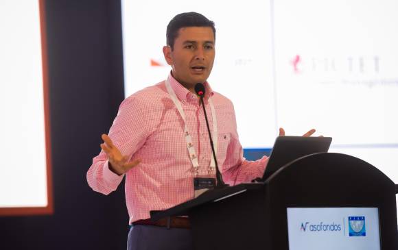 Jorge Castaño, superintendente financiero, dijo que la solución más urgente que propone la entidad es la de buscar un sistema que centralice la información del sector. FOTO cortesía asofondos
