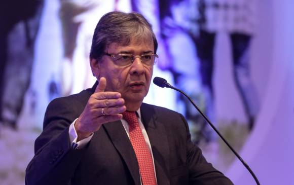 El canciller Carlos Holmes Trujillo aseguró que se formalizará la mesa de fronteras con autoridades nacionales y de cooperación internacional. Foto Colprensa