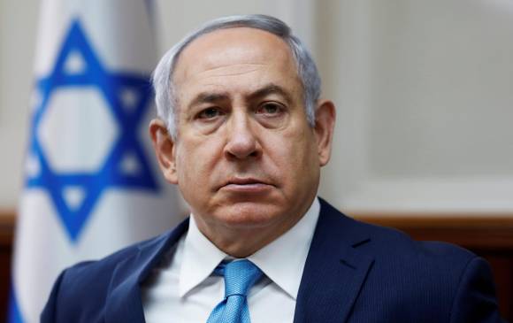 Los dos casos por los que las autoridades pidieron su procesamiento judicial llevan rondando meses en la opinión pública israelí. FOTO REUTERS