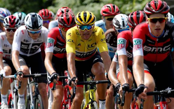 Otra jornada más se mantuvo como líder del Tour el belga Greg Van Avermaet. FOTO REUTERS